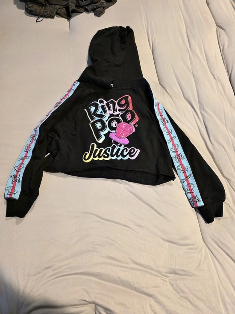 Justice Ring Pop Justice Cropped Hoodie Sweatshirt Black